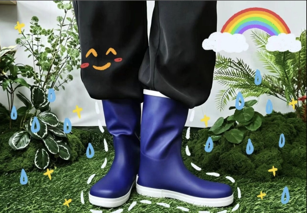 d1706a39-2b2e-4600-af09-197c837f6e81_Fashion navy rubber rain boots matching black smile printed pants, rainbow raindrop hand drawn illustration decoration.jpg